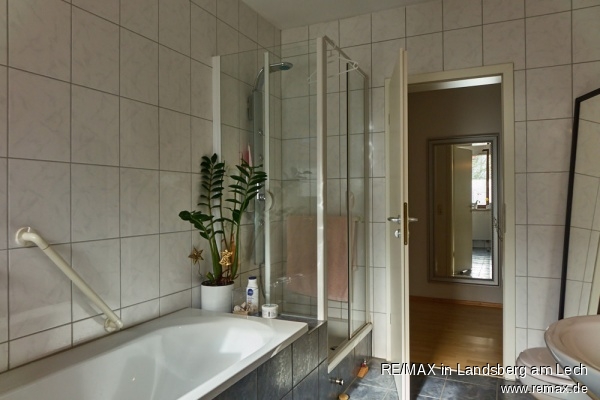 Bad Erdgeschosswohnung Vilgertshofen