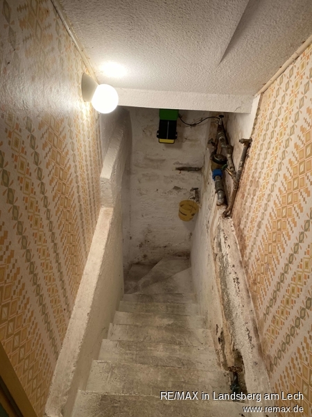 Treppe zu KG Einfamilienhaus Hurlach