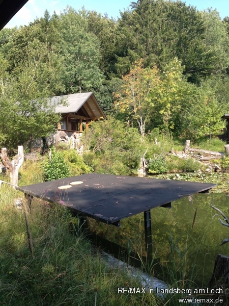 Freizeitgrundstuekc mit Teich und H�tte Gemischt-Grundst�ck Waal
