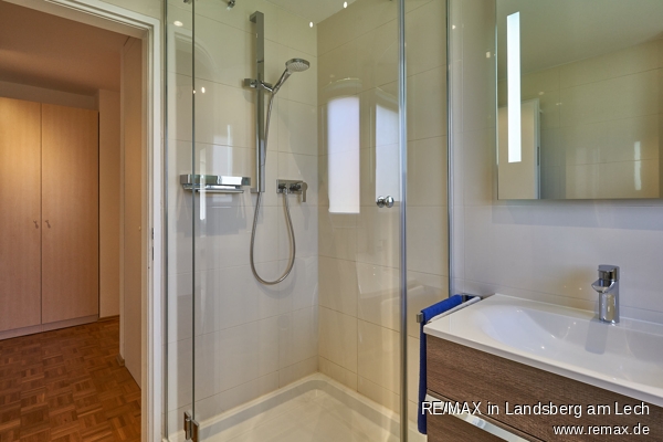 Bad Etagenwohnung Gauting