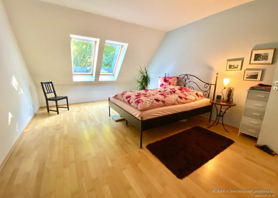 Schlafzimmer S�dseite OG Doppelhaush�lfte Hamburg Niendorf