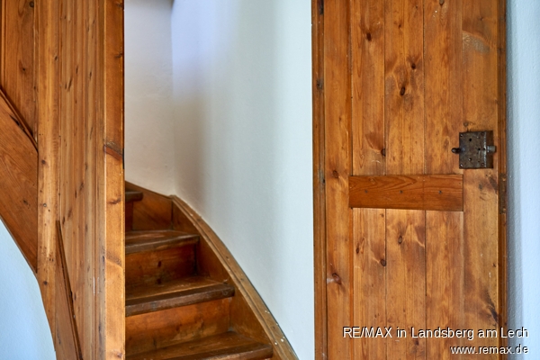 EG reppe von Schlaf- in Wohnzimmer Bauernhaus Die�en
