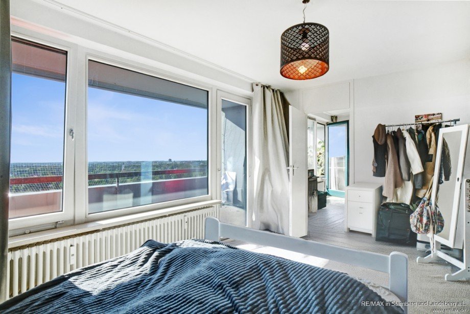 Schlafzimmer mit Ausblick Etagenwohnung M�nchen / Solln