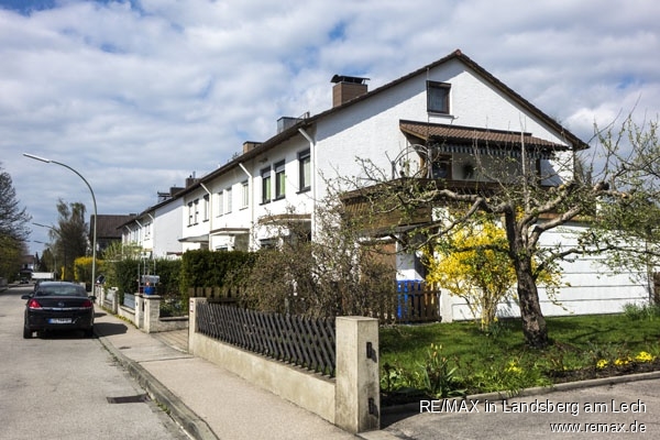 Das Haus Buchloe Reihenendhaus V E R K A U F T: Gro�es Reihenendhaus - Buchloe Bahnhofsn�he