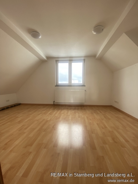 DG n�rdliches Zimmer Reihenhaus Inning