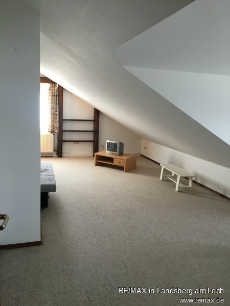Wohnen DG Einfamilienhaus Neualbenreuth