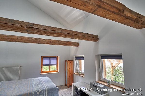 Schlafzimmer 1 Einfamilienhaus Mallersdorf-Pfaffenberg / Oberellenbach