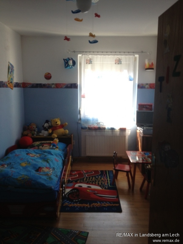 UO - Kinderzimmer Etagenwohnung Augsburg