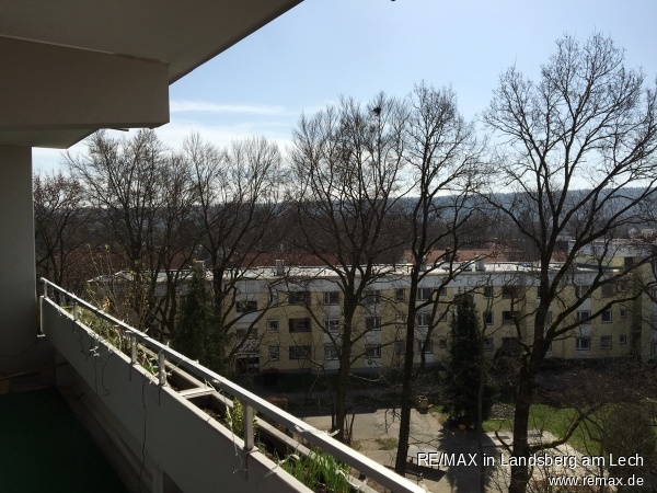 Blick vom Balkon Etagenwohnung F�rstenfeldbruck