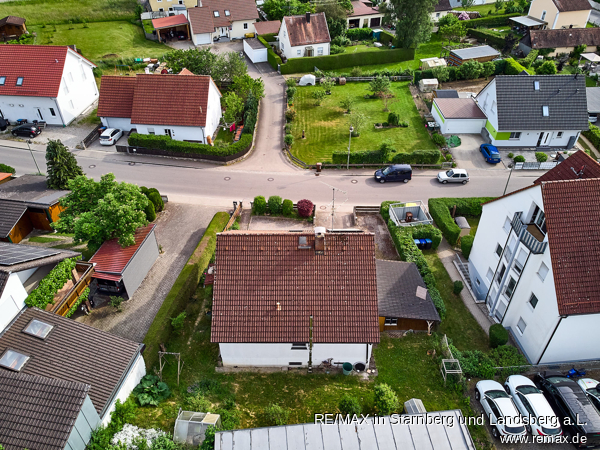 Haus und Garten Einfamilienhaus Mickhausen