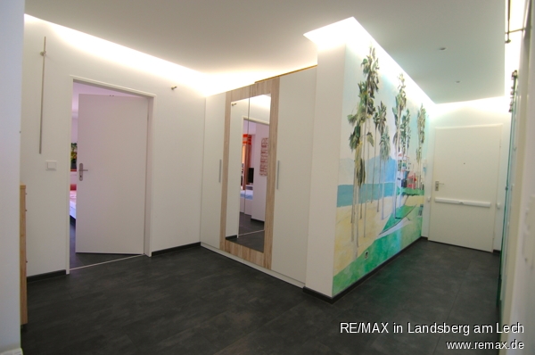 Diele mit Einbauschrank Etagenwohnung M�nchen