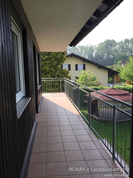 OG Balkon Mehrfamilienhaus Scheuring