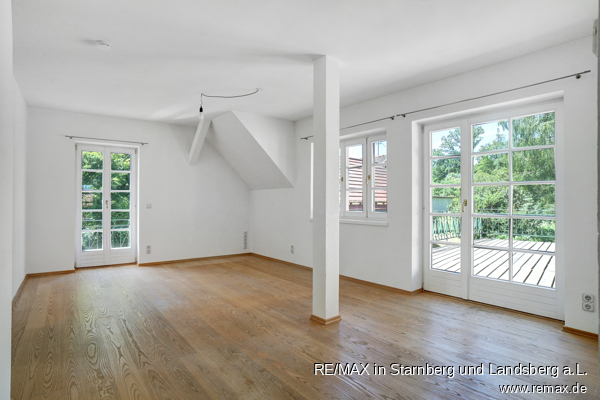 Zimmer OG Stra�enfl�gel Bauernhaus Starnberg / Hanfeld