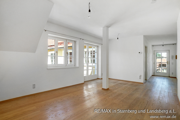 Wohnzimmer OG Stra�enfl�gel Bauernhaus Starnberg / Hanfeld