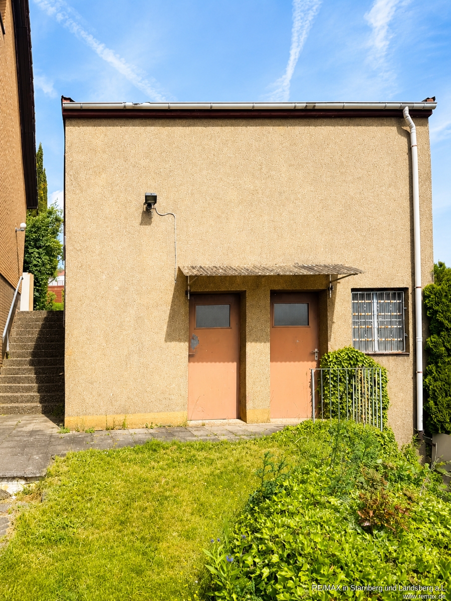 Ger�teschuppen_Werkstatt unter der Doppelgarage Einfamilienhaus Fulda / Aschenberg