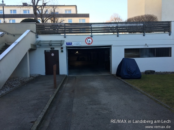 Einfahrt zu Tiefgarage Etagenwohnung Wolfratshausen