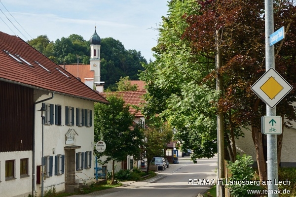 Der Ort Vilgertshofen Erdgeschosswohnung VERKAUFT: Moderne, helle Erdgeschoss-Wohnung mit kleinem Garten