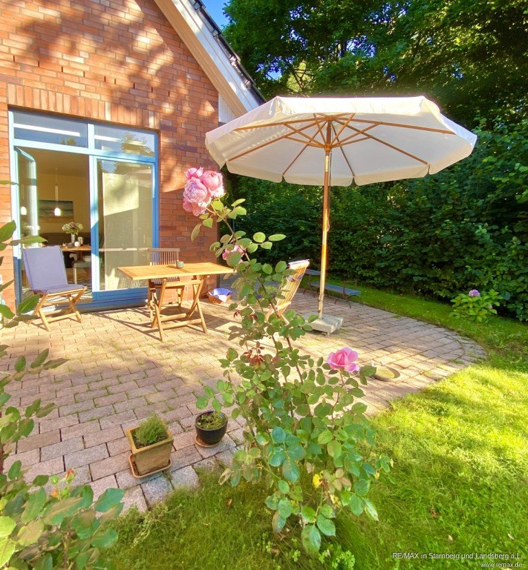 Westterrasse Hamburg Niendorf Doppelhaush�lfte V E R K A U F T: Stadthaus im Gr�nen