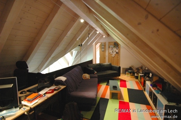 Wohnraum auf der Galerie DG Einfamilienhaus Obermeitingen