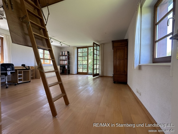 Arbeiten OG Gartenfl�gel Bauernhaus Starnberg / Hanfeld