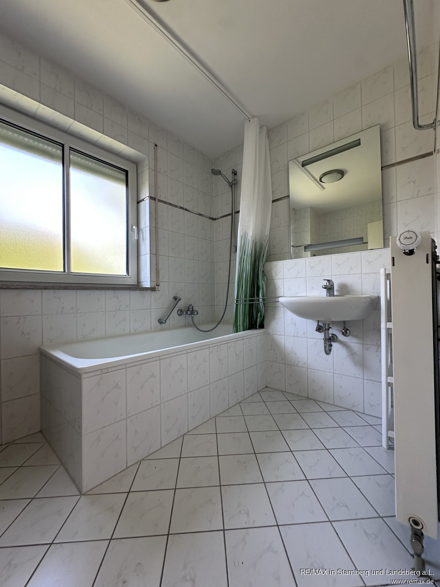 Bad Etagenwohnung Gilching