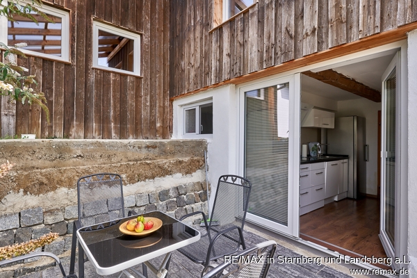 Terrasse nach S�d-West �ber die K�che Einfamilienhaus Mallersdorf-Pfaffenberg / Oberellenbach