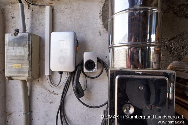 Wallbox - Ladestation f�r E-Mobilit�t Einfamilienhaus Mallersdorf-Pfaffenberg / Oberellenbach