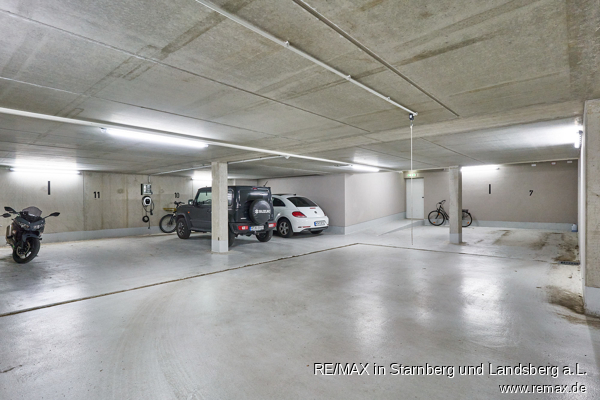 Tiefgaragen Stellplatz Dachgeschosswohnung M�nchen