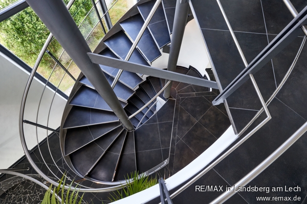 Treppe aus OG Einfamilienhaus W�rthsee