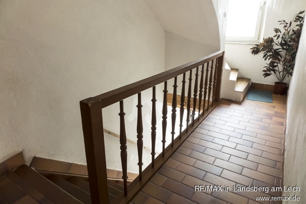 Das Treppenhaus Etagenwohnung Augsburg