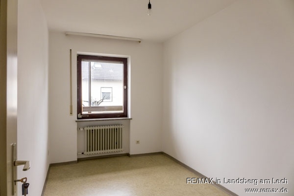 Weiteres Zimmer im Obergeschoss Doppelhaush�lfte Augsburg
