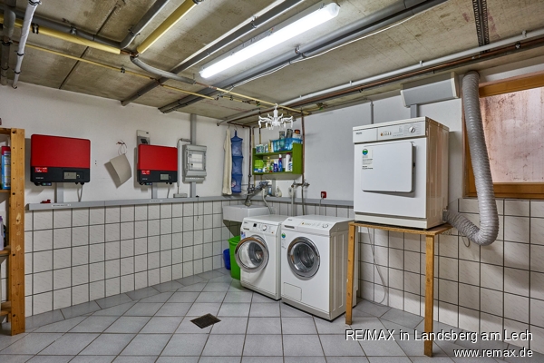 KG Waschk�che Doppelhaush�lfte Die�en