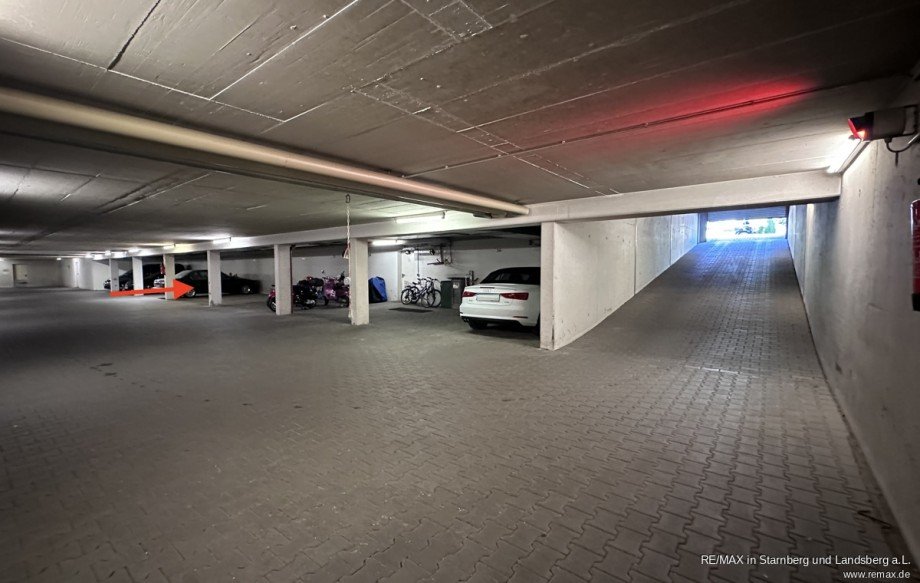 TG Platz Etagenwohnung Gilching