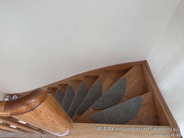 Treppe OG ins EG Reihenhaus Landsberg