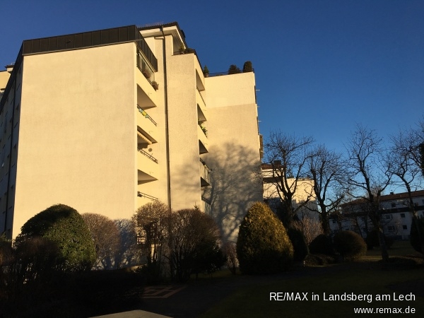Das Haus Ansicht West Etagenwohnung Wolfratshausen