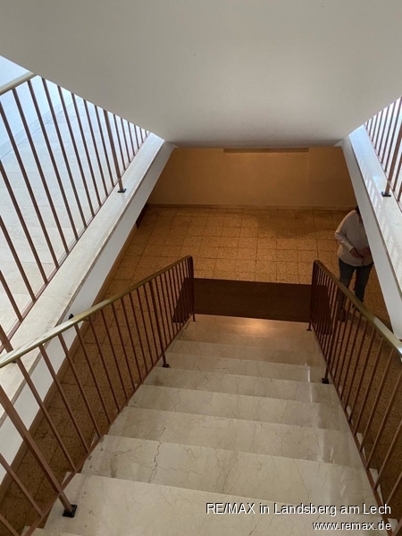 Treppe zum Schwimmbad Erdgeschosswohnung Gilching