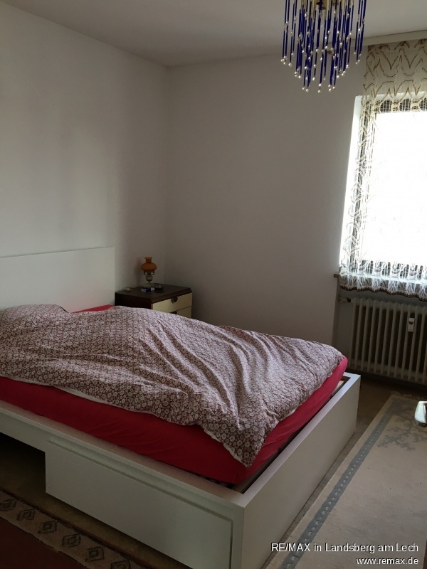 OG Schlafzimmer Mehrfamilienhaus Augsburg