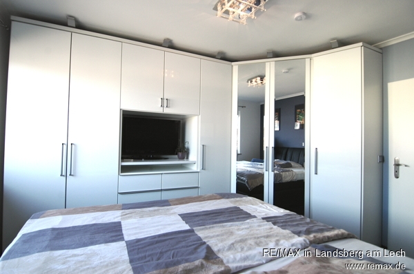 Gro�es Schlafzimmer Etagenwohnung M�nchen