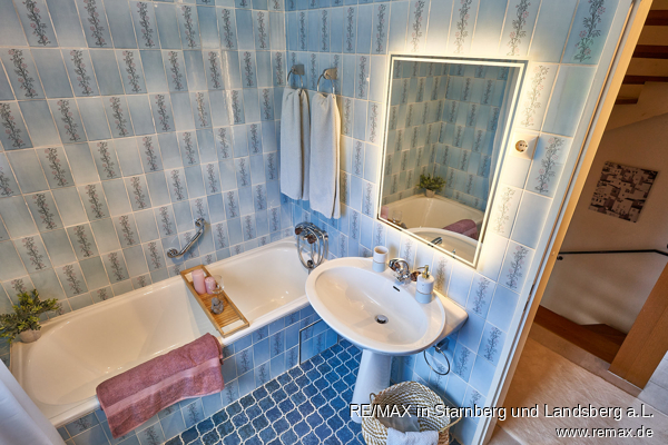 Bad im OG Reihenmittelhaus Unterschlei�heim