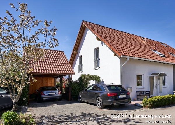 Haus Ansicht von Strasse Doppelhaush�lfte Klosterlechfeld
