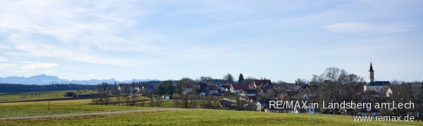 Panorama Doppelhaush�lfte Die�en