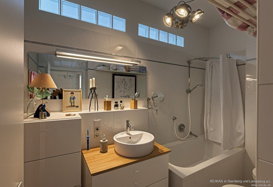 Bad Dachgeschosswohnung M�nchen