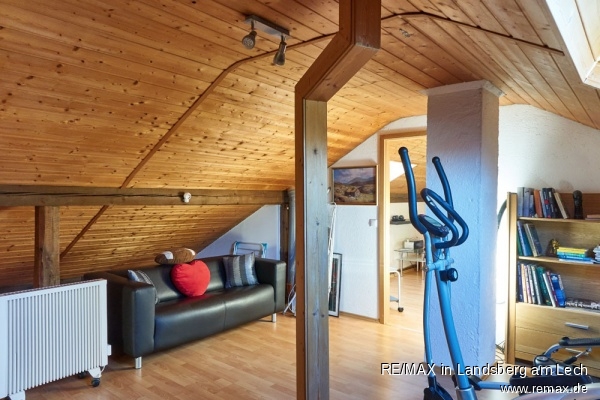 Sport / Spielen im DG Einfamilienhaus We�ling