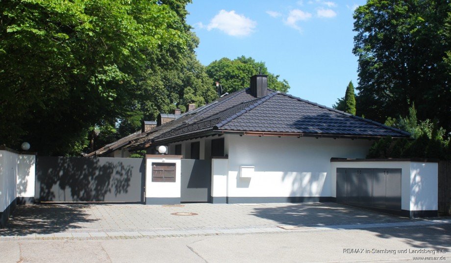Grundst�ckszufahrt Reihenendhaus Gr�nwald
