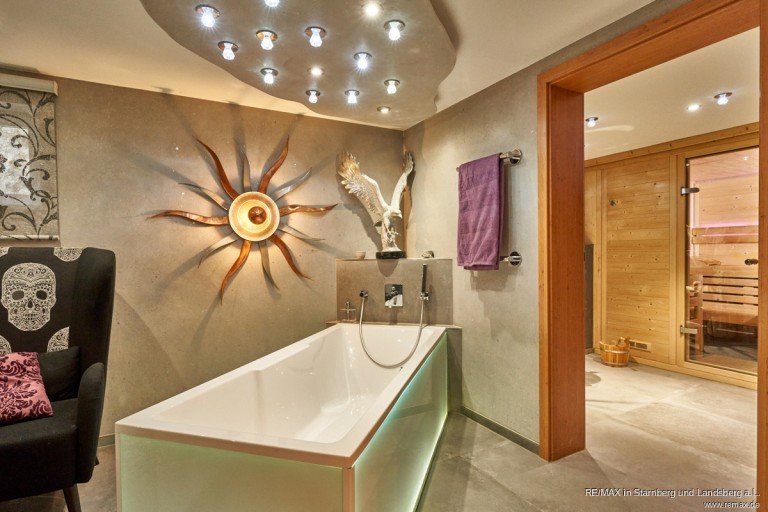 6 UG Bad mit Sauna Scheuring Erdgeschosswohnung V E R K A U F T: Maisonette Gartenwohnung - Wellness, Natur und Weitblick