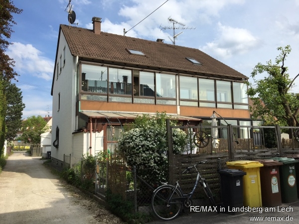 Au�enansicht West Augsburg Mehrfamilienhaus VERKAUFT: Gute Rendite! Viele Optionen! Mehrfamilienhaus mit 3 Wohnungen