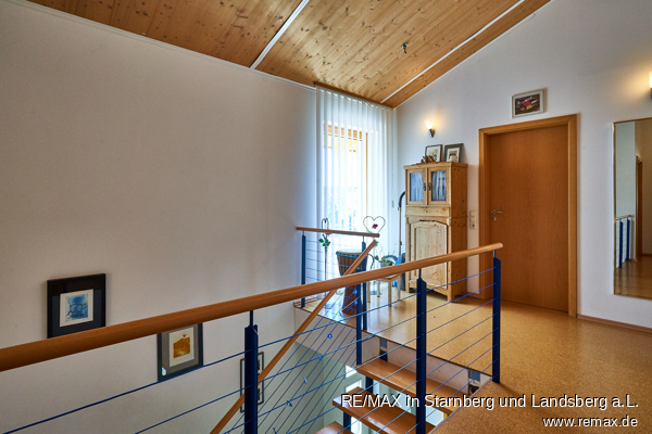 OG Flur Einfamilienhaus Langenneufnach