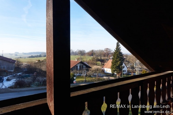 Blick vom Balkon gen Westen Einfamilienhaus Finning / Entraching