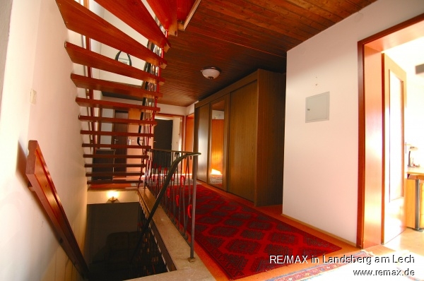 Flur/Treppe EG Einfamilienhaus Igling