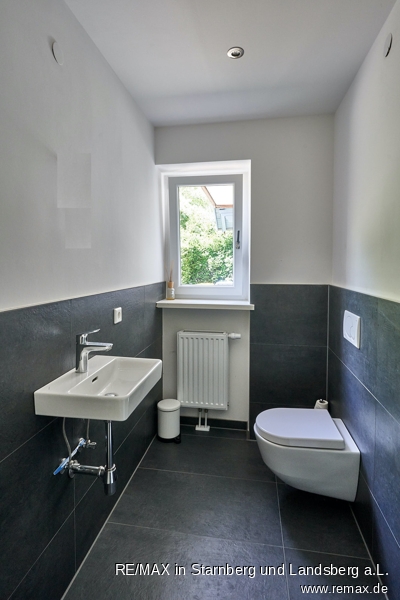 G�ste-WC im EG Einfamilienhaus Hurlach